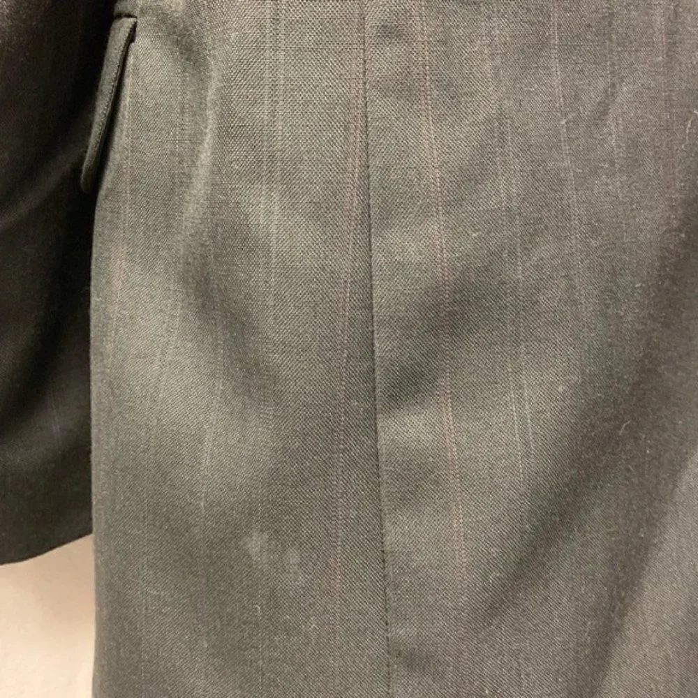 Haggar Clothing Co places wear